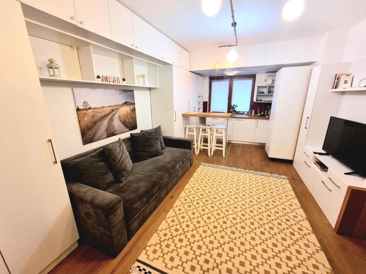 Diana'S Place Downtown Otel Bükreş Dış mekan fotoğraf